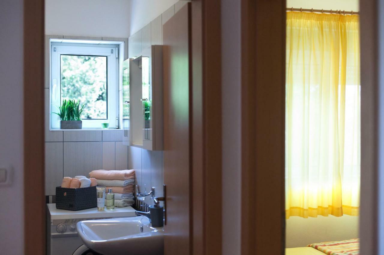 Ližnjan Apartment Helga מראה חיצוני תמונה