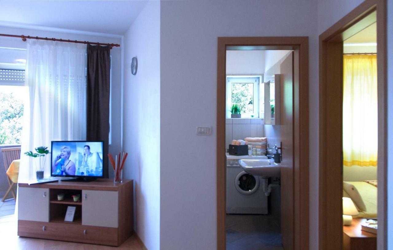 Ližnjan Apartment Helga מראה חיצוני תמונה
