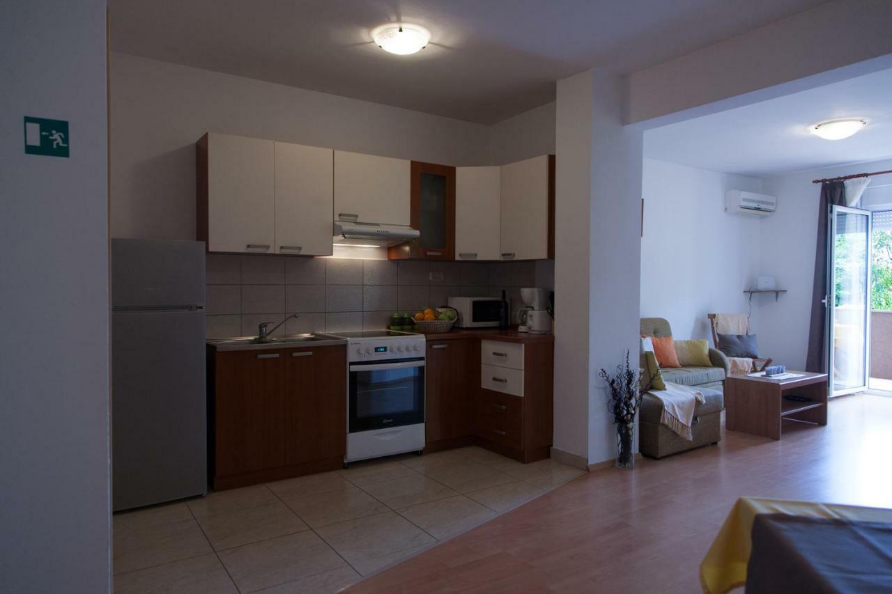 Ližnjan Apartment Helga מראה חיצוני תמונה