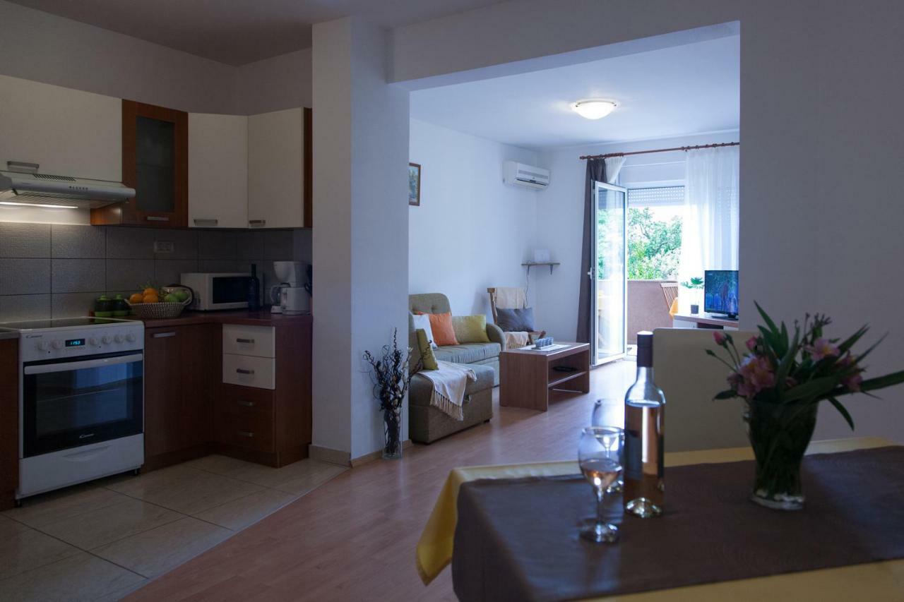 Ližnjan Apartment Helga מראה חיצוני תמונה