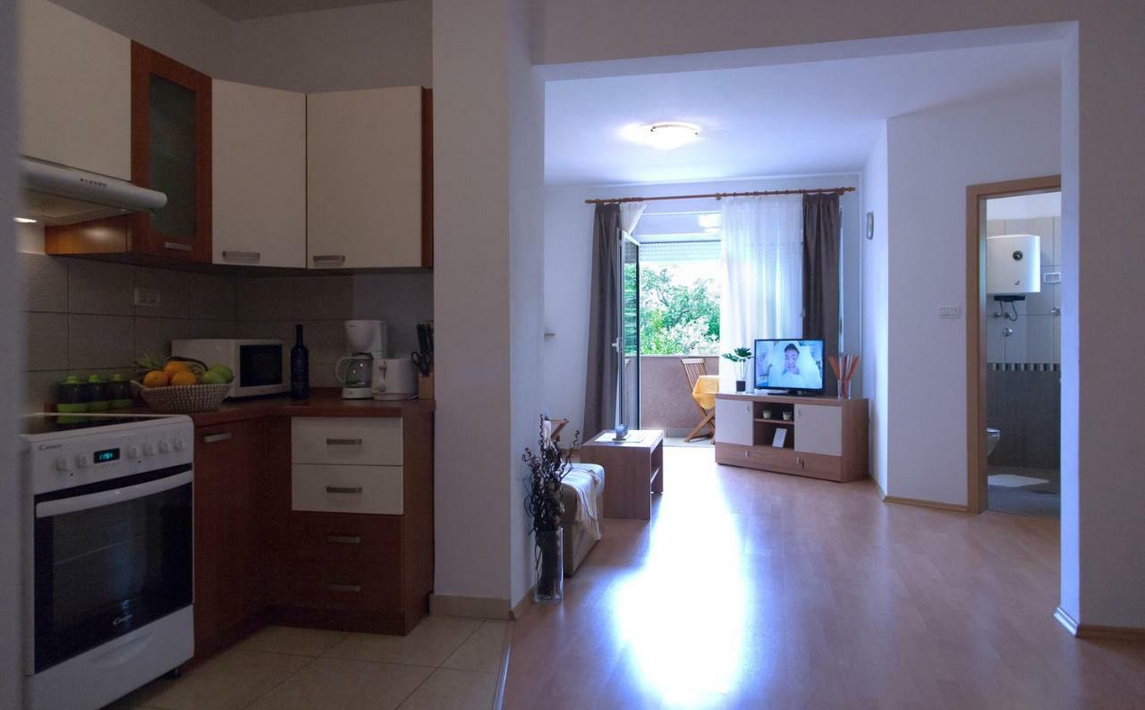 Ližnjan Apartment Helga מראה חיצוני תמונה